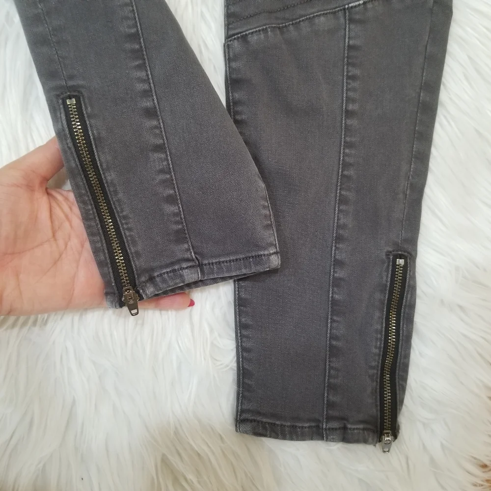 AMERICAN EAGLE Super Stretch Jegging Jeans Dark Gray Color, Size 10 Short. - Picture 5 of 13